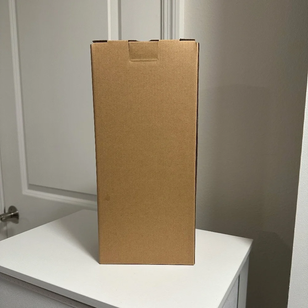 Red Valentine's Day Stanley - Target - 40 oz - Picture 4 of 8